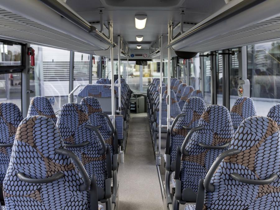  Setra S 415 UL Business 2013 года  (фото 8 из 13)